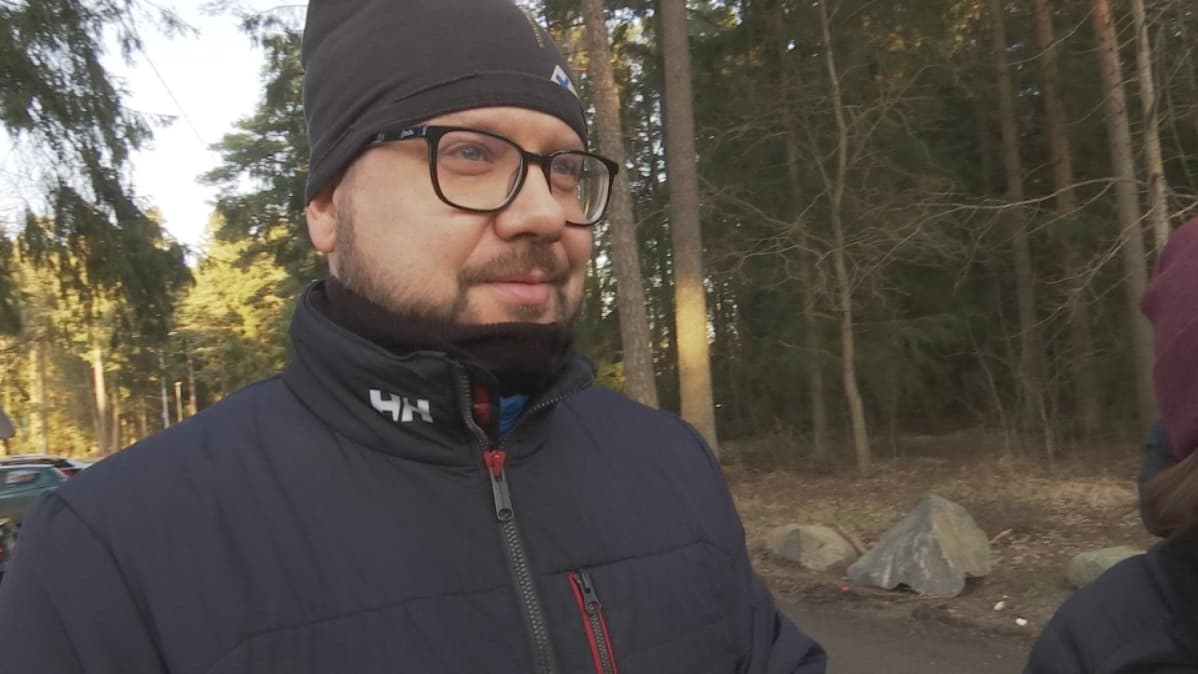 Tomi Ketola lenkkipolulla
