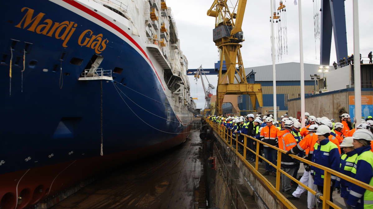 Carnival Cruise Linesin tilaama Mardi Gras laskettiin vesille Meyerin Turun telakalla parjantaina 24. tammikuuta 2020.
