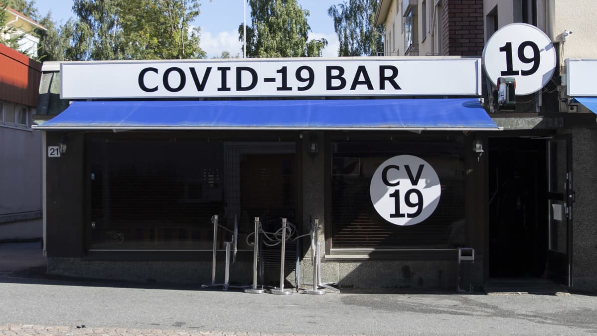 COVID-19 BAR ulkoapäin.