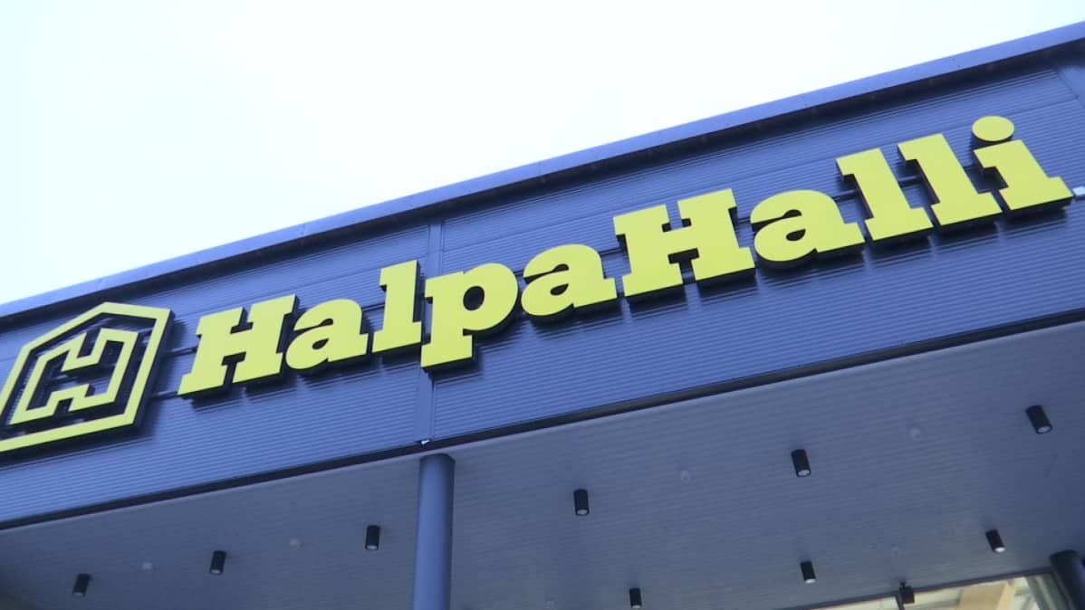 Halpahallin julkisivu