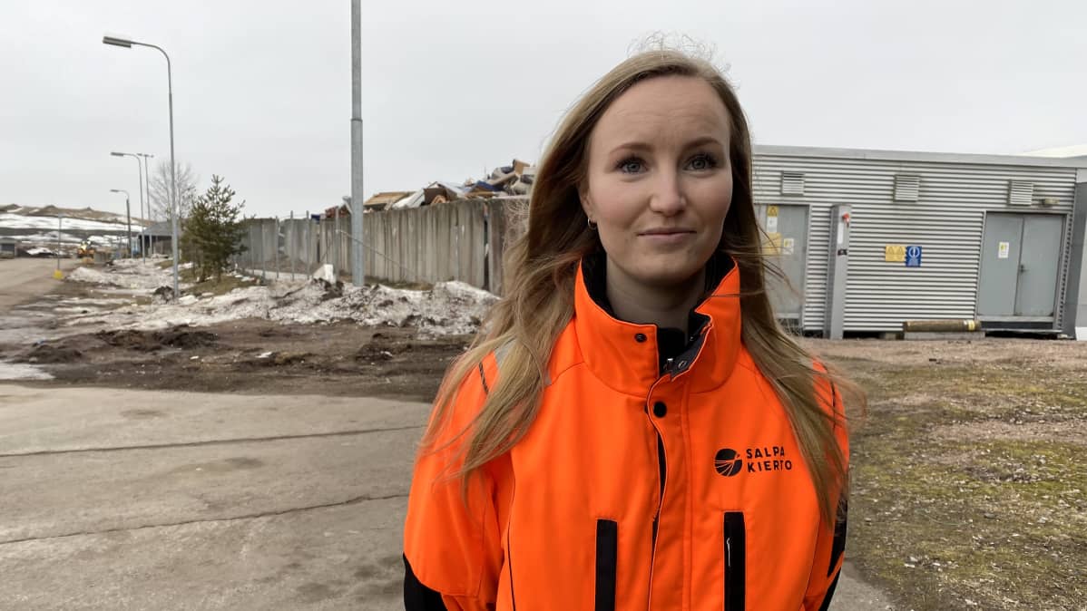 Kiertotalouden kehityskoordinaattori Linda Karlström kuvassa.