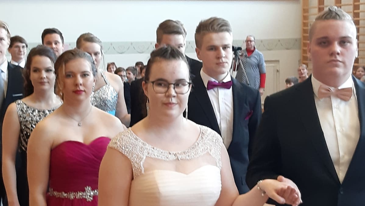Wanhat tanssivat Parikkalassa