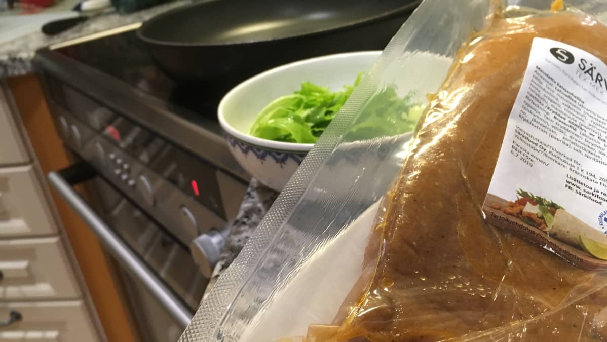 Särvin on lahnasta valmistettua kalajauhelihaa