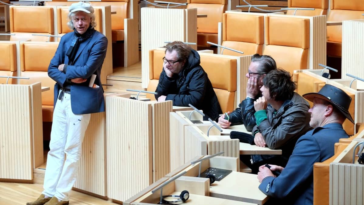 Bob Geldof galledii Norgga Sámedikki