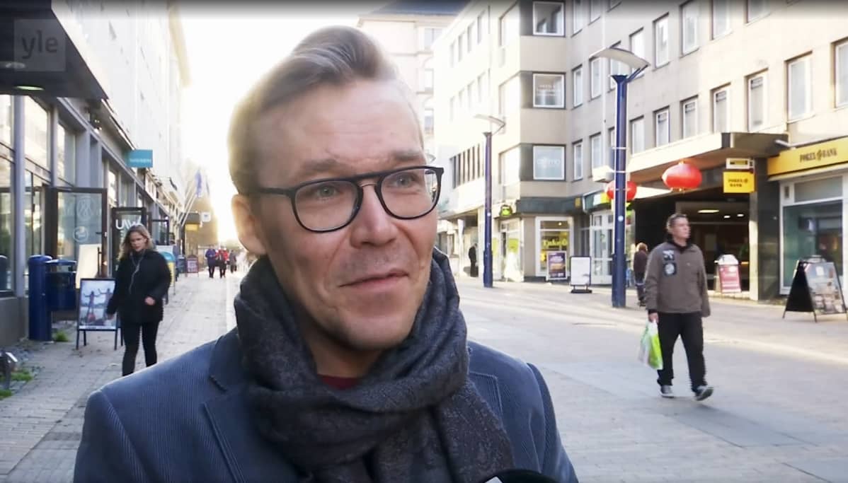 Väinö Leinonen kertoo, miten korona on muuttanut isyyttä.