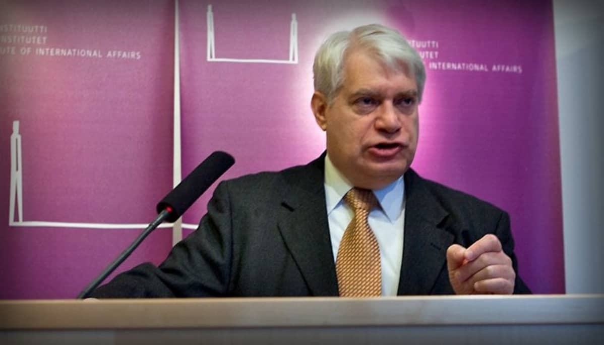 Amerikkalainen Venäjä-asiantuntija Stephen Blank vieraili Ulkopoliittisen instituutin seminaarissa.