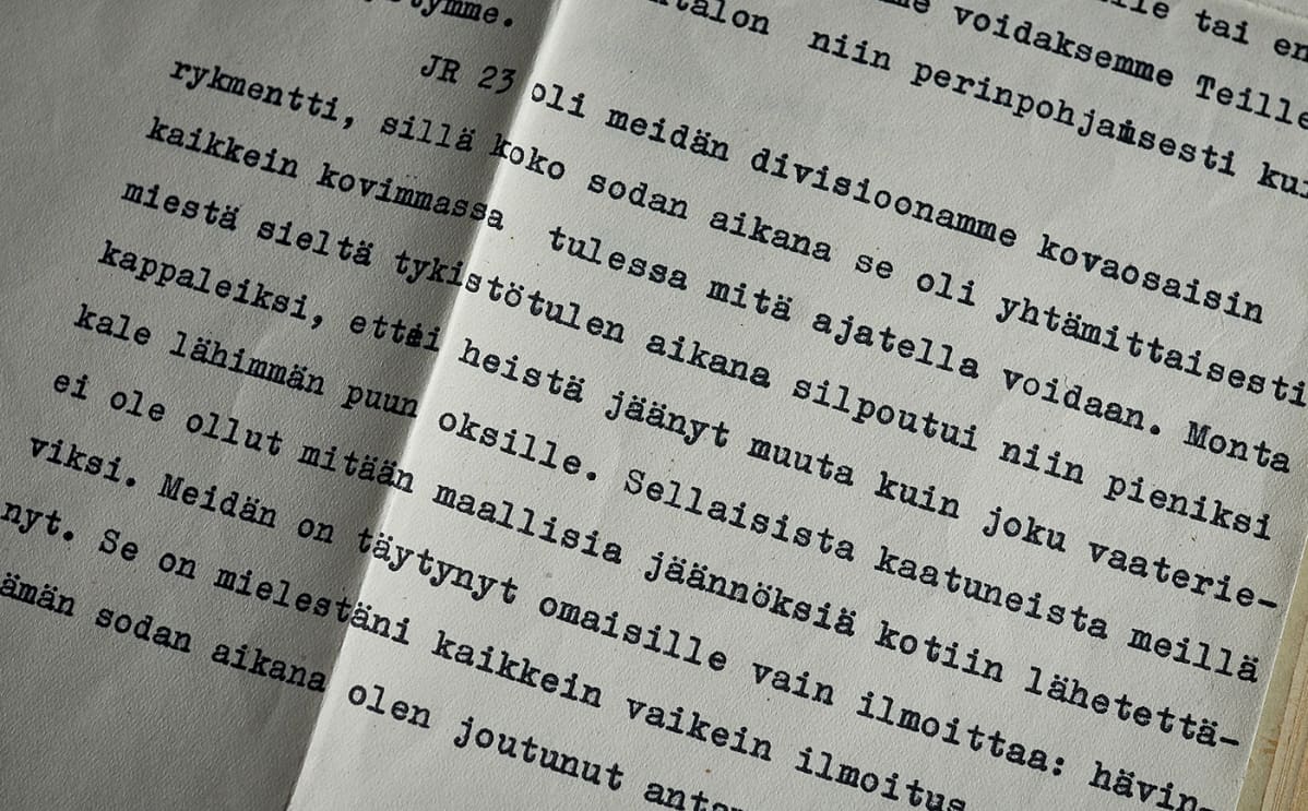 Konekirjoitettu kirje - kovaosaisin rykmentti..