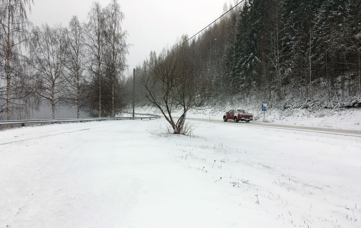 Luminen maisema Enonkoskella.