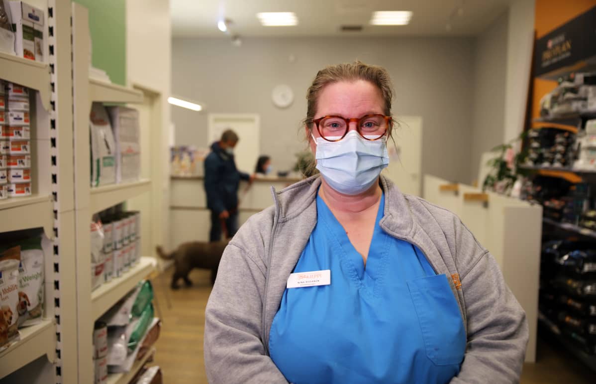 Eläinlääkärikeskus Kiepin klinikkamanageri Nina Rissanen