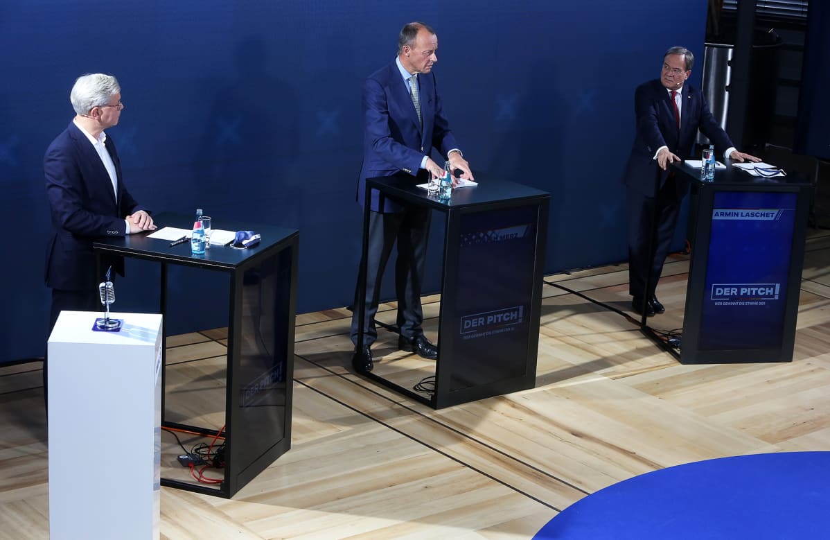 Norbert Röttgen, Friedrich Merz ja Armin Laschet.