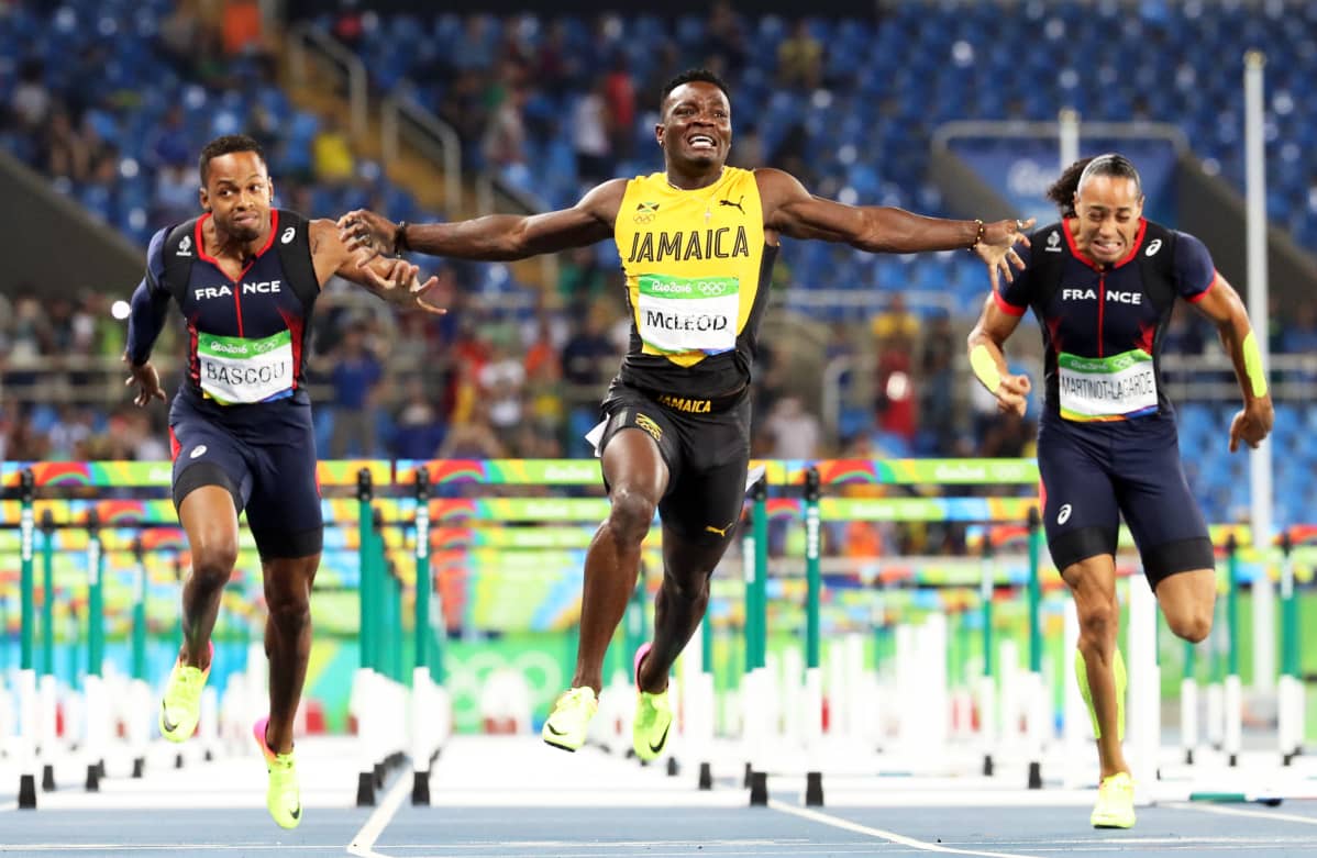 Omar McLeod voitti 110 metrin aidat Riossa.