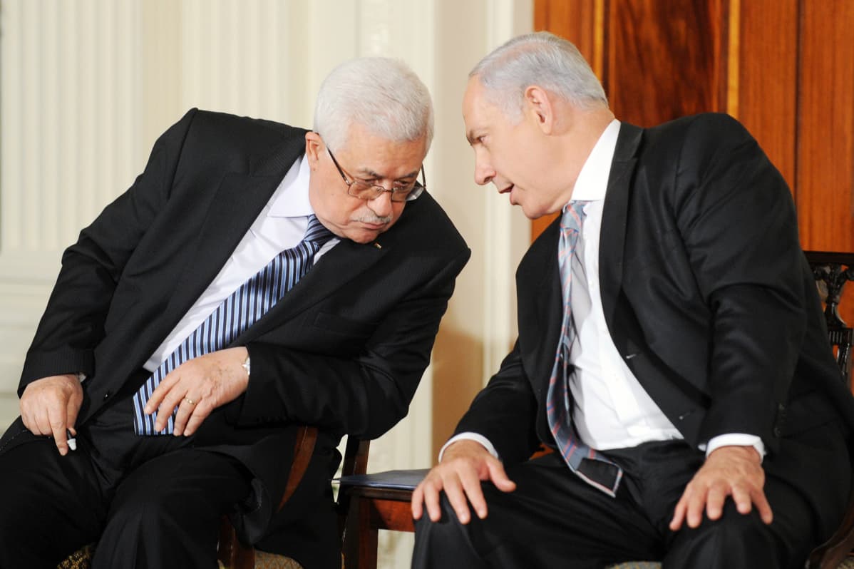 Benjamin Netanjahu ja Mahmud Abbas tapaavat washingtonissa.
