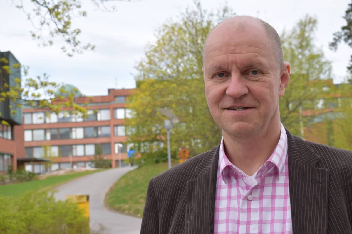 Professori Jussi Leveinen työskentelee Aalto-yliopistossa Espoossa.
