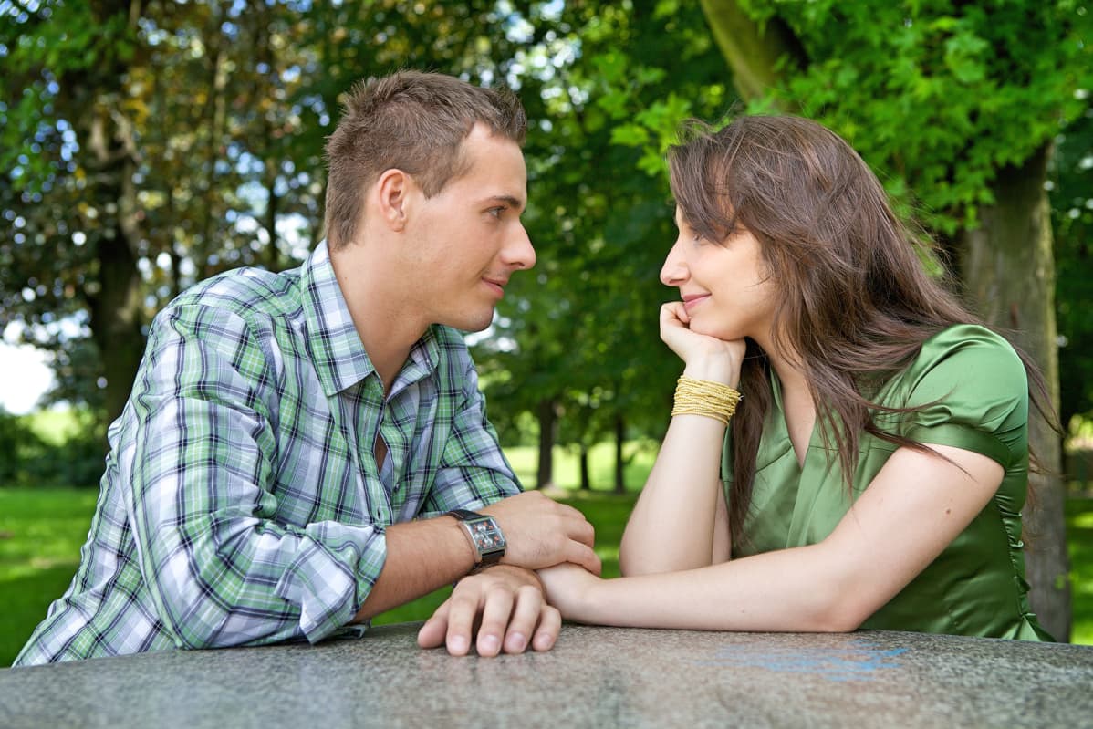 yksi suunta kuvitella hän dating joku muu
