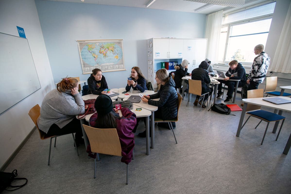 Opiskelijoita Tampereen seudun ammattiopisto Tredussa.