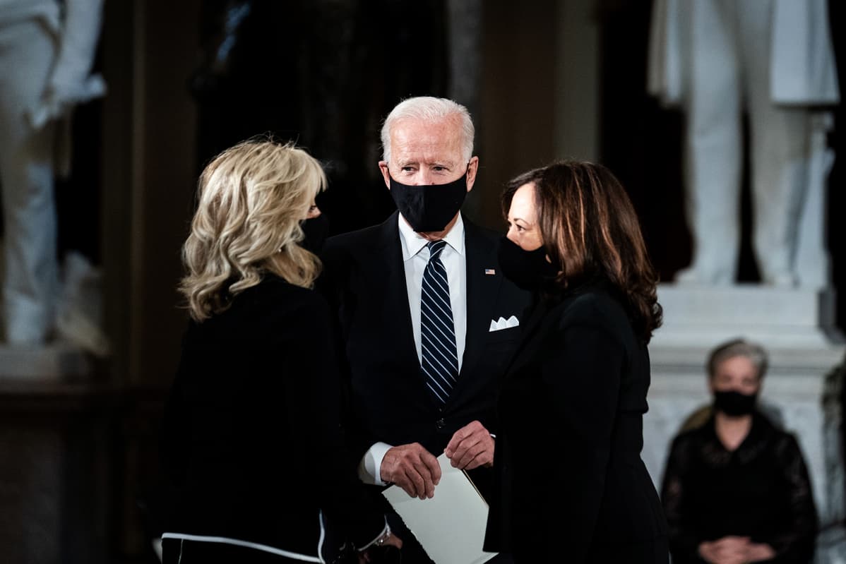 Kuvassa on Kamala Harris.