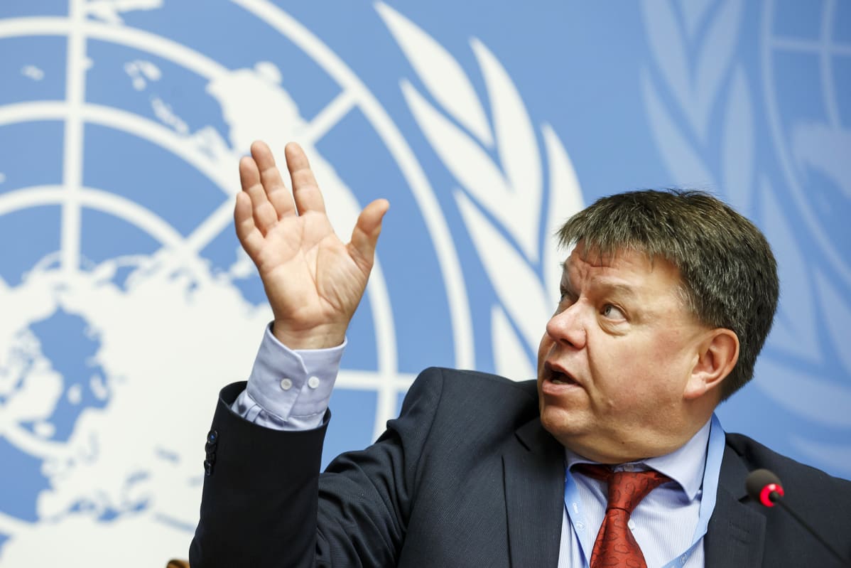 Kuvassa on Petteri Taalas.