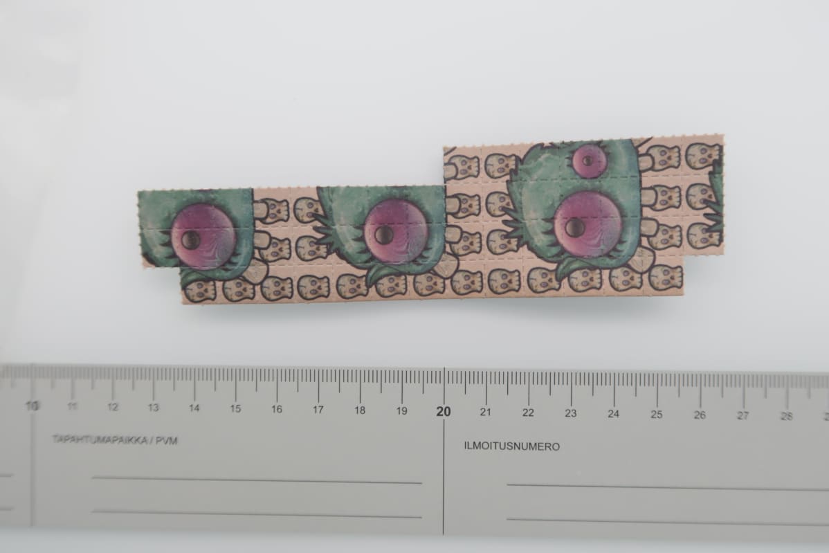Miesten epäillään myyneen verkossa myös LSD:tä.