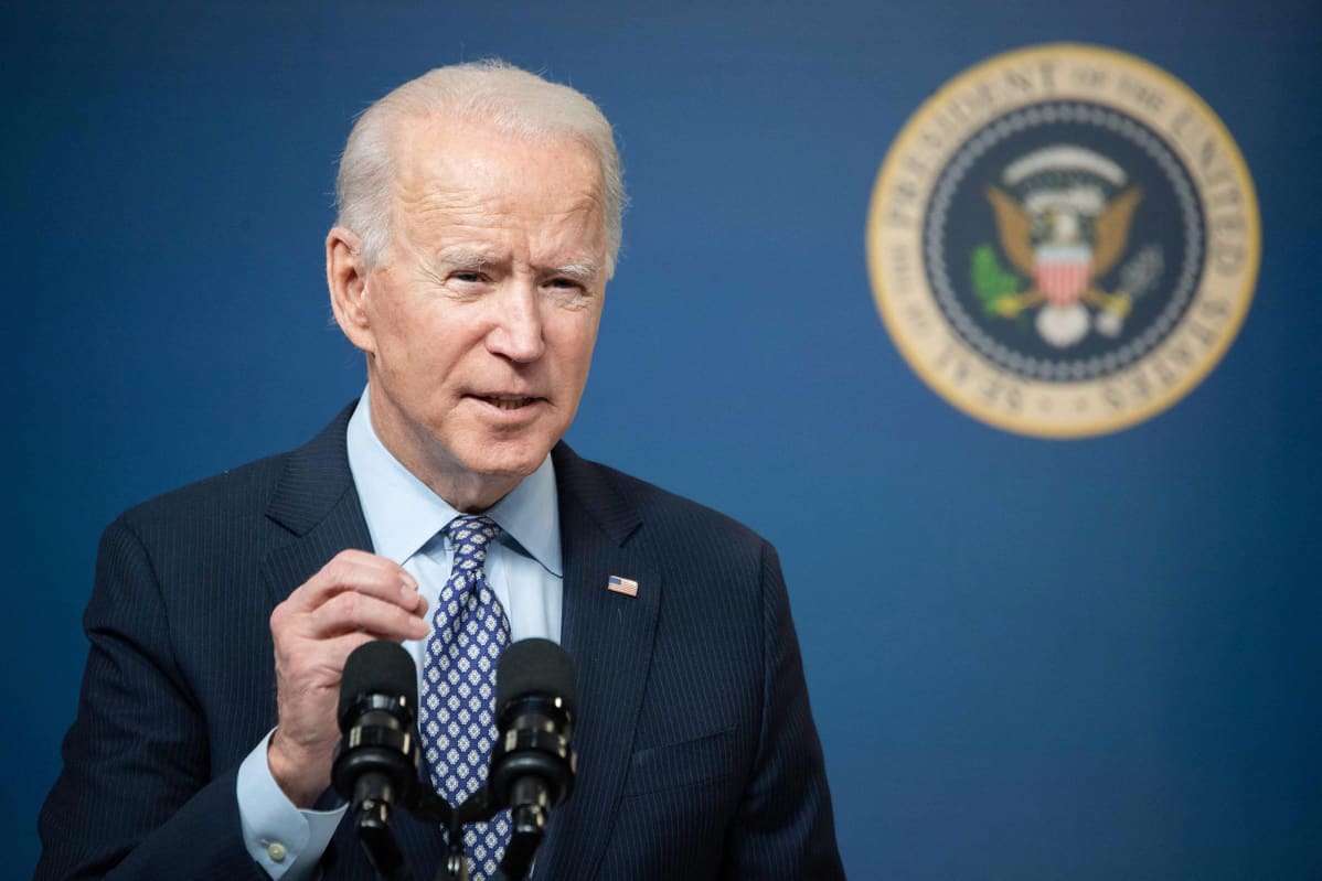 Joe Biden puhuu.
