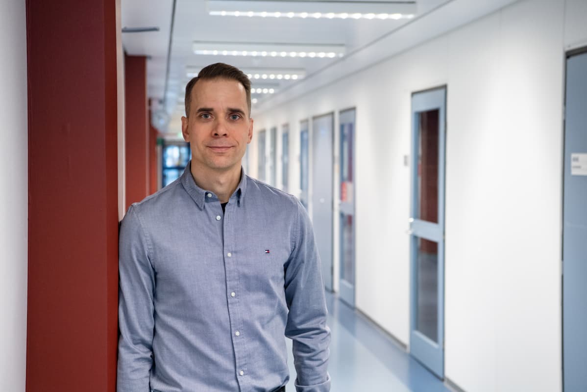 Itä-Suomen yliopiston kliinisen mikrobiologian ja immunologian professori, ylilääkäri Tuure Kinnunen