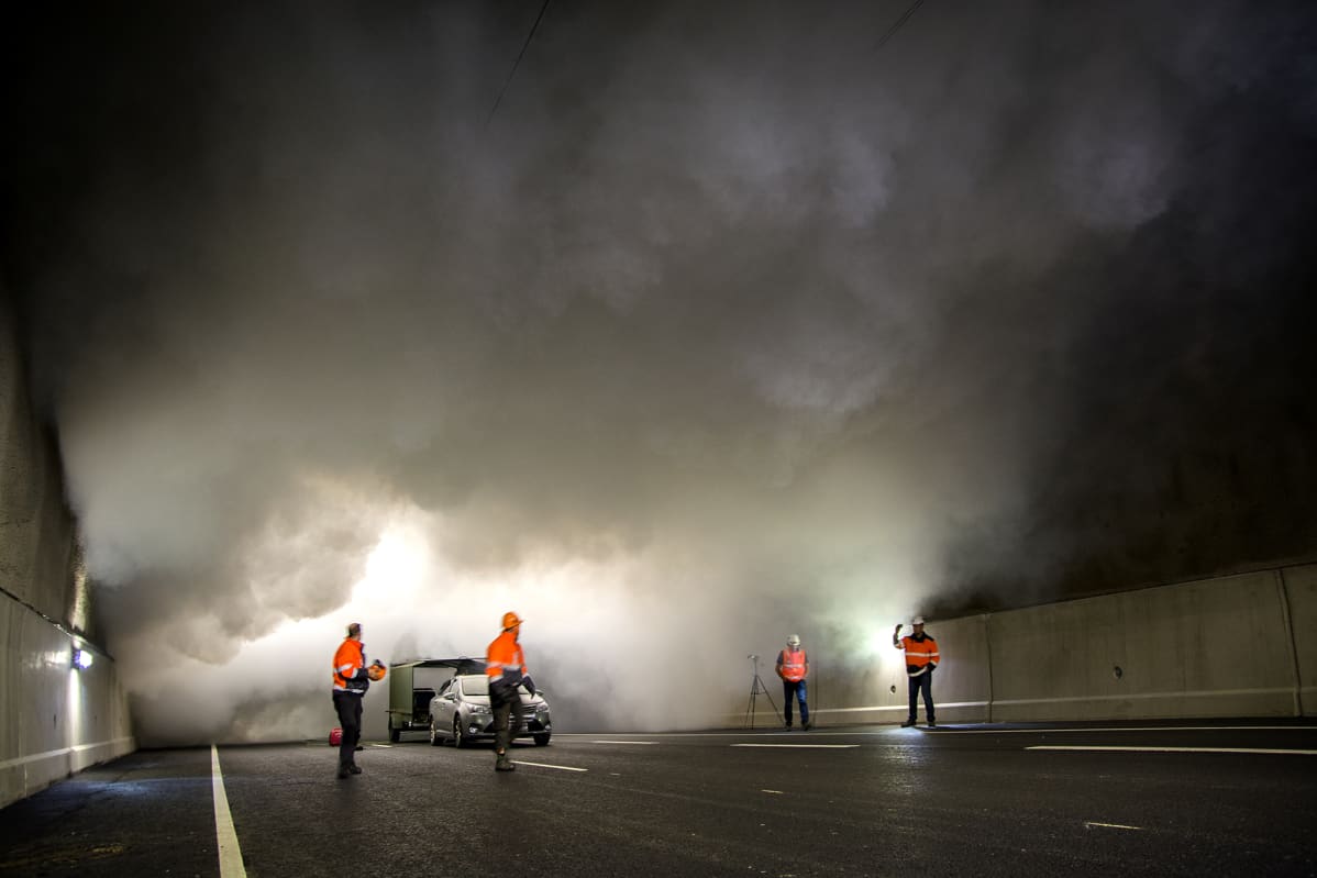 Savunpoistoharjoitus Tampereen Rantaväylän tunnelissa