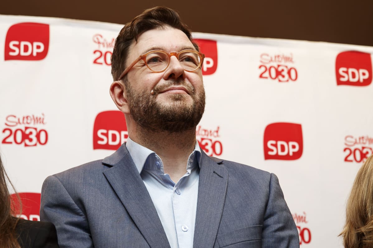 Timo Harakka efter SDP:s presskonferens 4.6.2019.