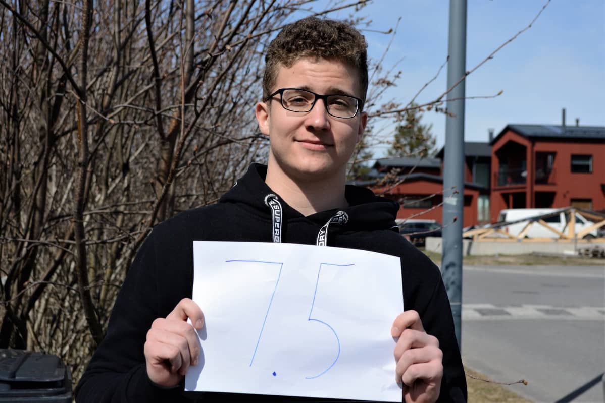 Oululainen lukiolainen Arttu Virolainen.