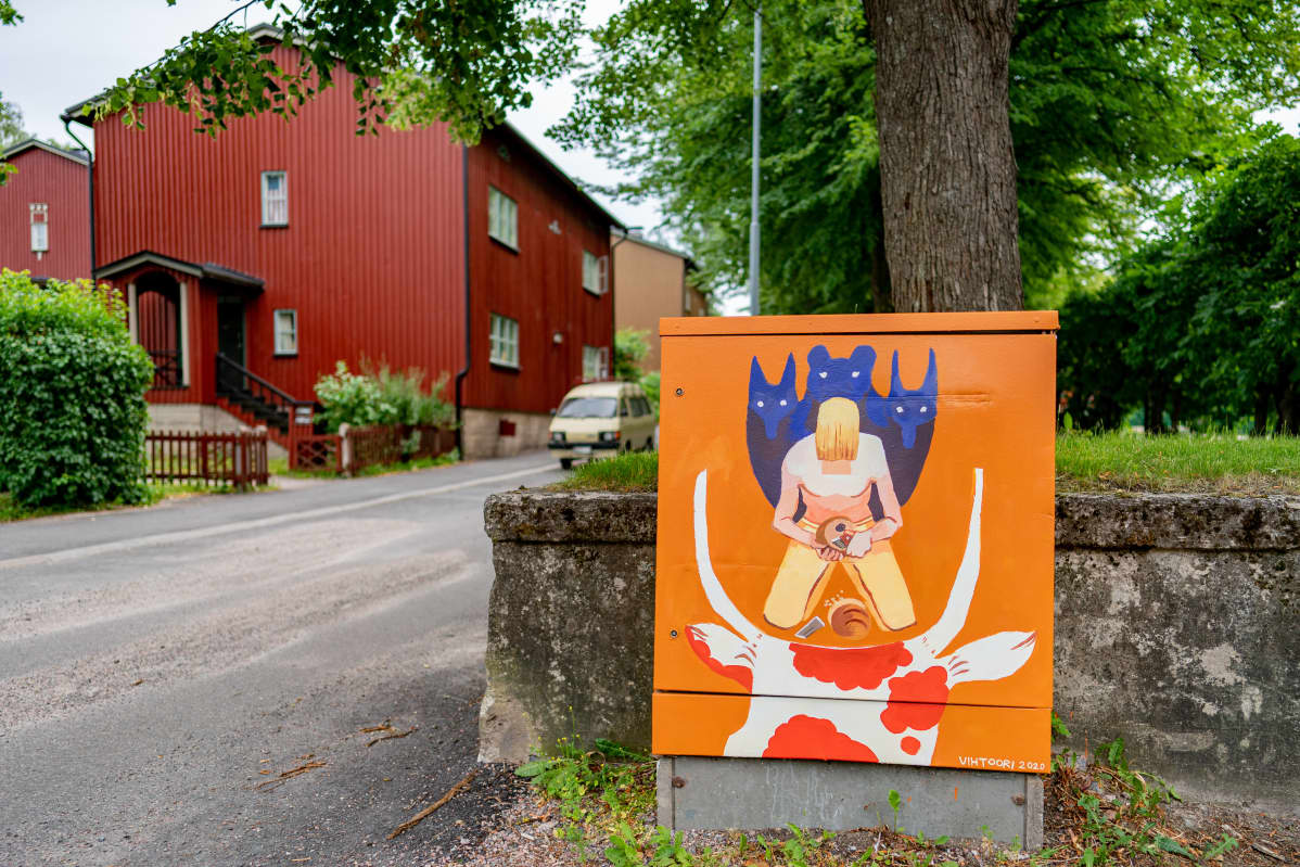 Kalevala-aiheinen sähkökaappi Käpylässä, Metsolantie 18.