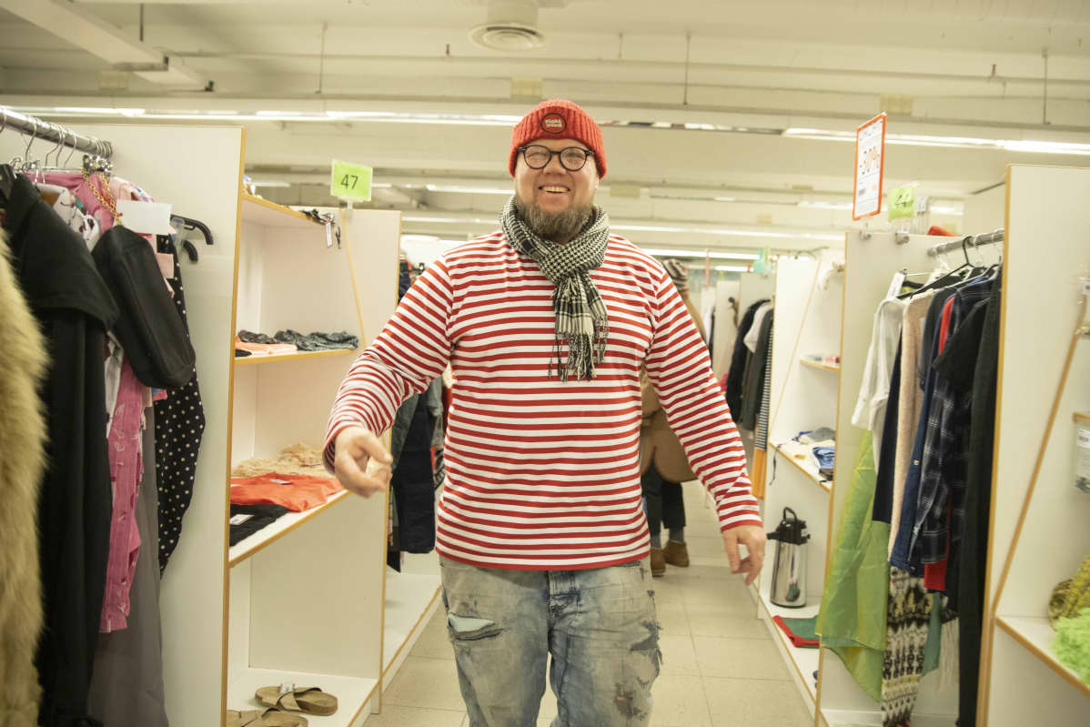 Kirpputoriyrittäjä.