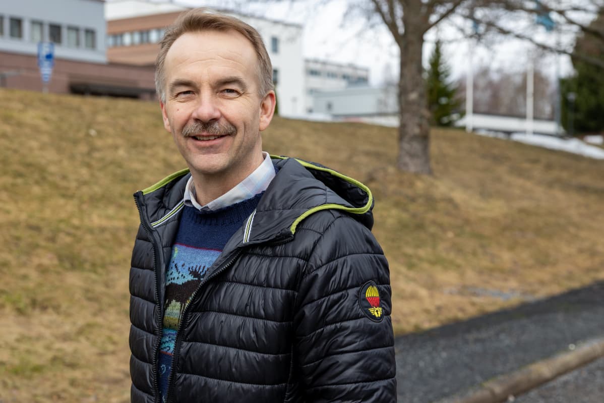 Keskustan kansanedustaja Arto Pirttilahti