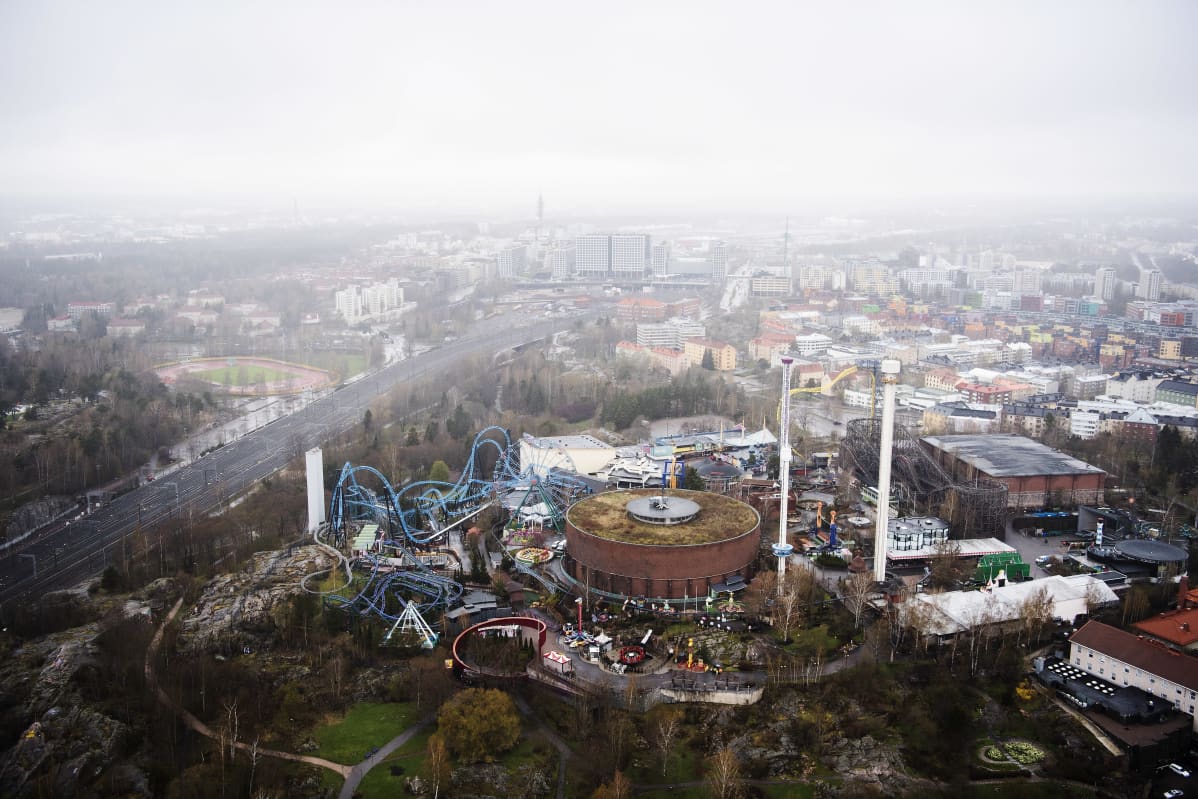 Ilmakuvassa on Helsingin Linnanmäki toukokuussa 2021.