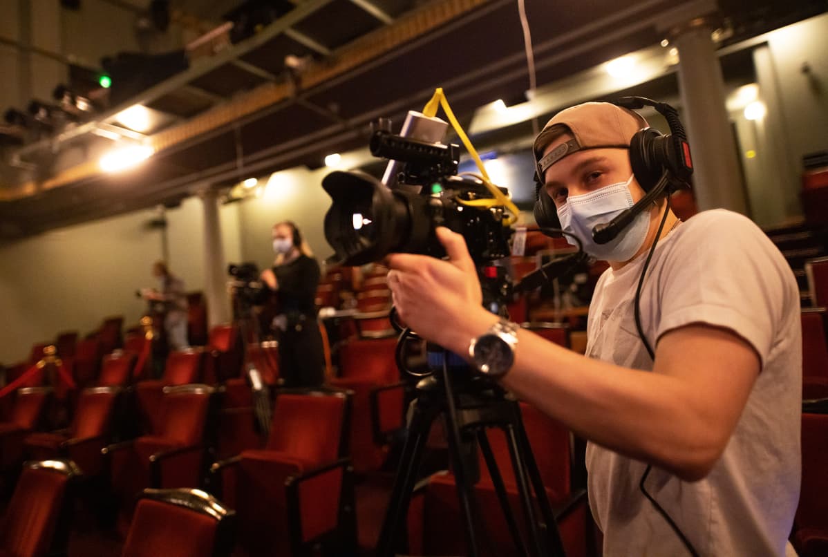 Saiturin joulu -livestreamin tuotantoa.