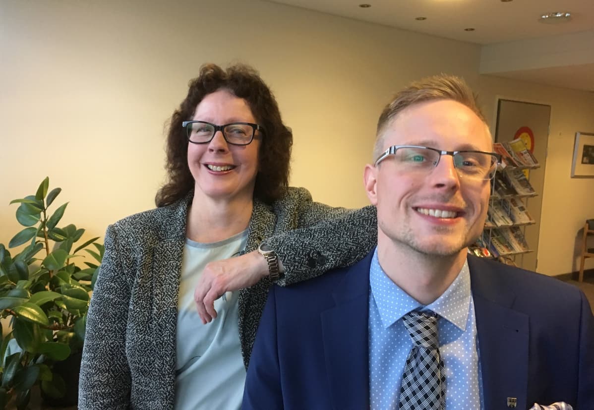 vapaa mobiili äiti poika suku puoli