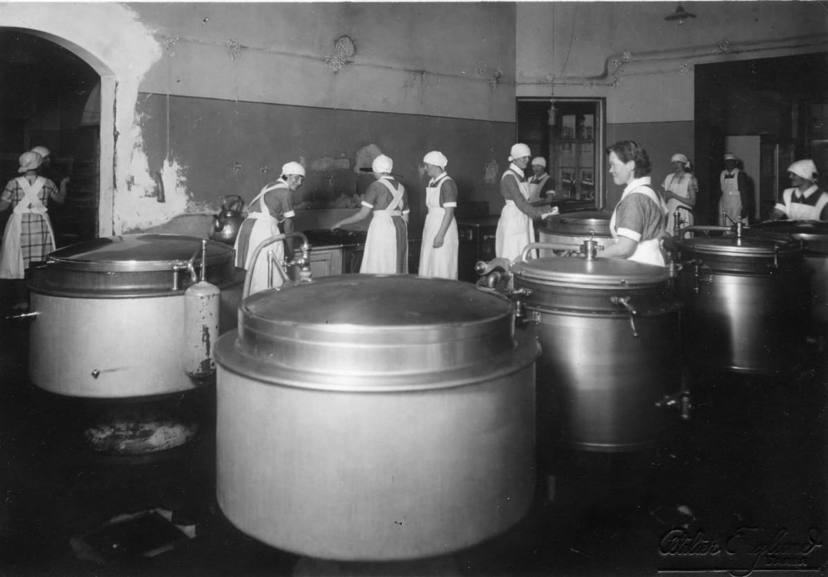 Törnävän sairaalaakeittiö 1930-luvulla