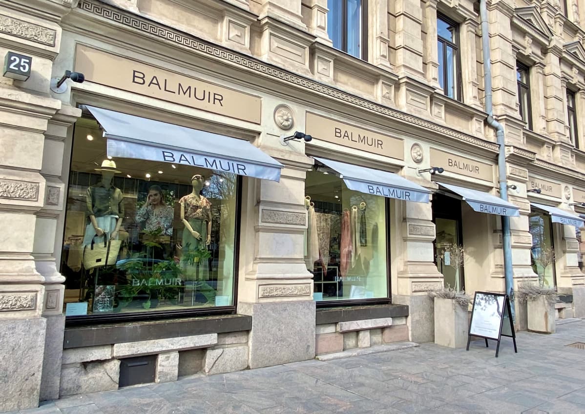 Balmuirin liike Pohjoisesplanadilla.