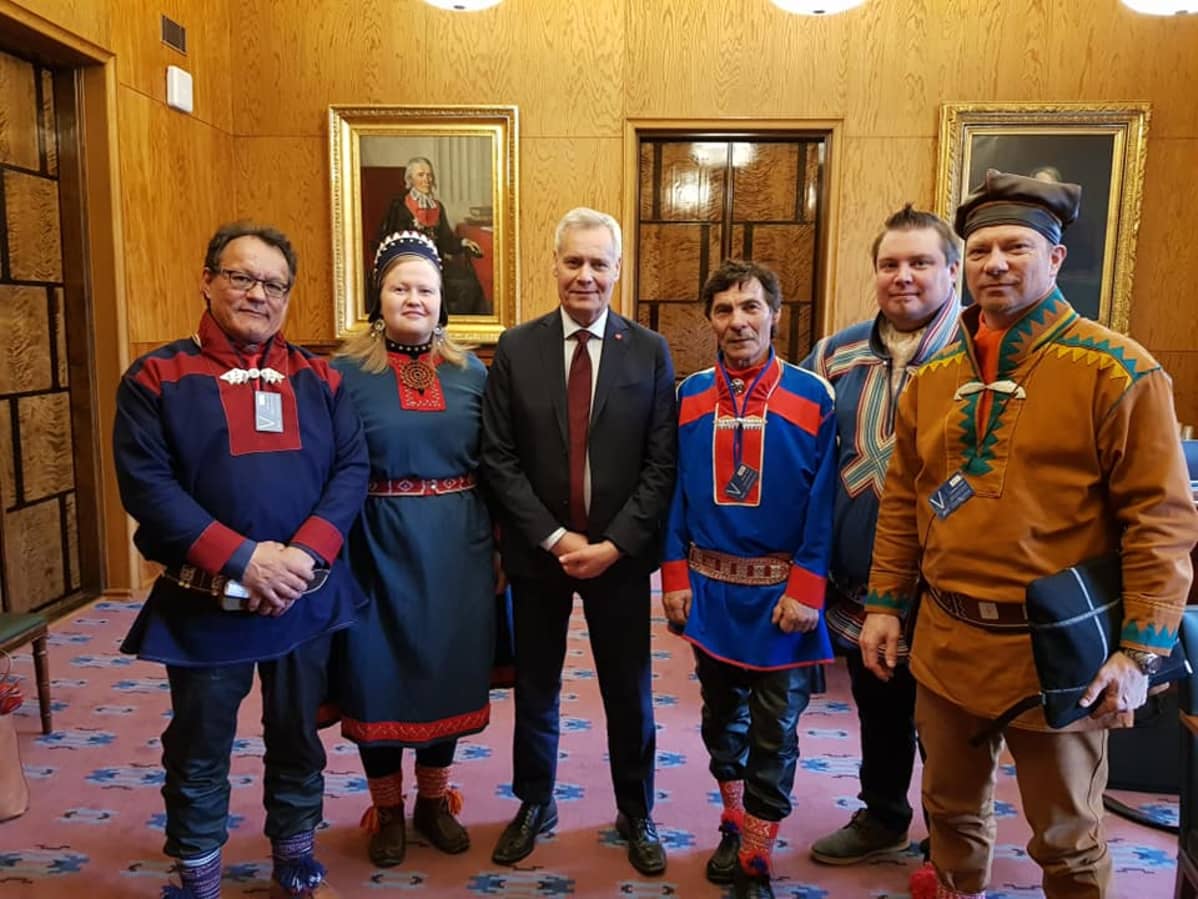 Nilla Tapiola, Tiina Sanila-Aikio, Antti Rinne, Heikki Paltto, Tuomas-Aslak Juuso ja Pentti Pieski