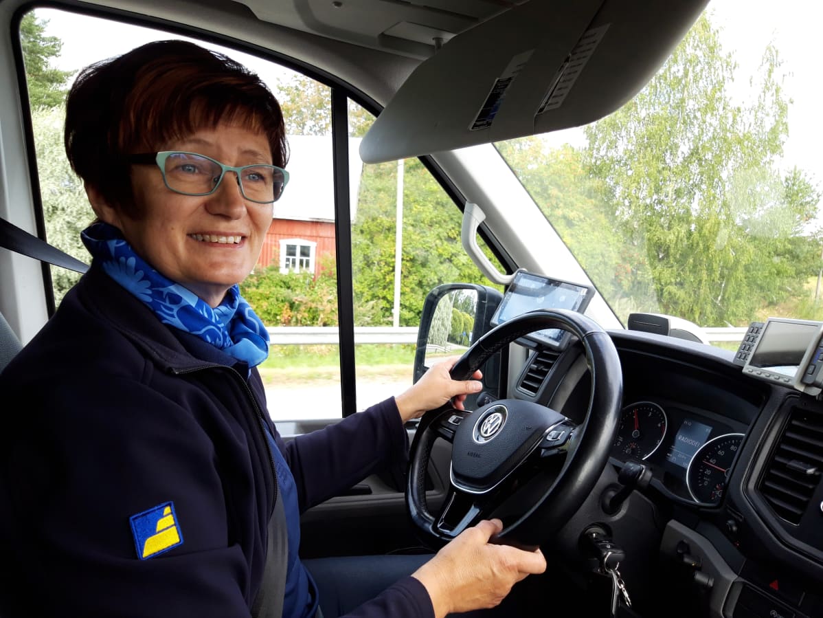 Paula Markko ajaa taksia
