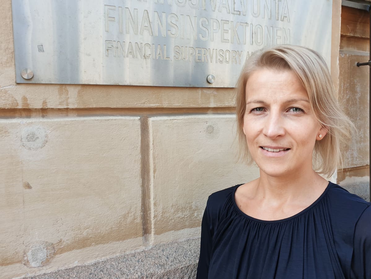 Finanssivalvonnan johtava lakimies Sanna Atrila