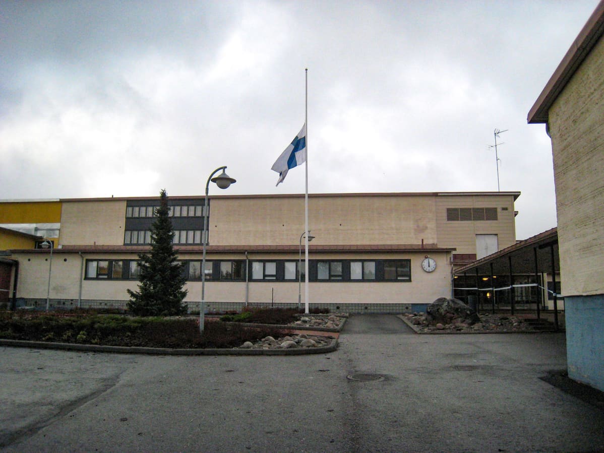 Jokelan koulu jokelan koulusurmat,Jokelan koulukeskuksessa