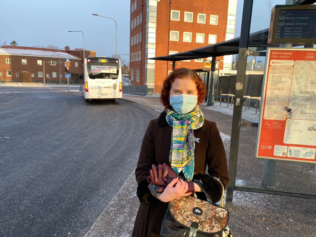 Sirje Venäläiselle lähijunaliikenteen peruuntuminen tuli täytenä yllätyksenä.