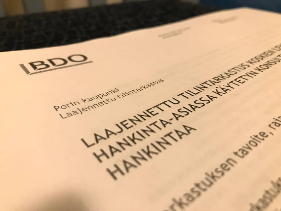 Tilintarkastusyhtiö BDO:n tekemä tilintarkastusraportti Porin kaupungin lentoliikennekonsulttien hankinnasta.