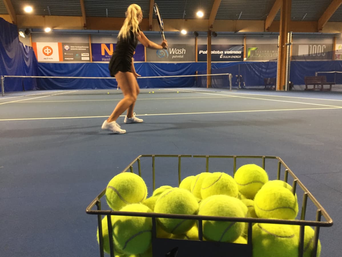 Monica Malinen harjoittelee Oulun Nallisportissa