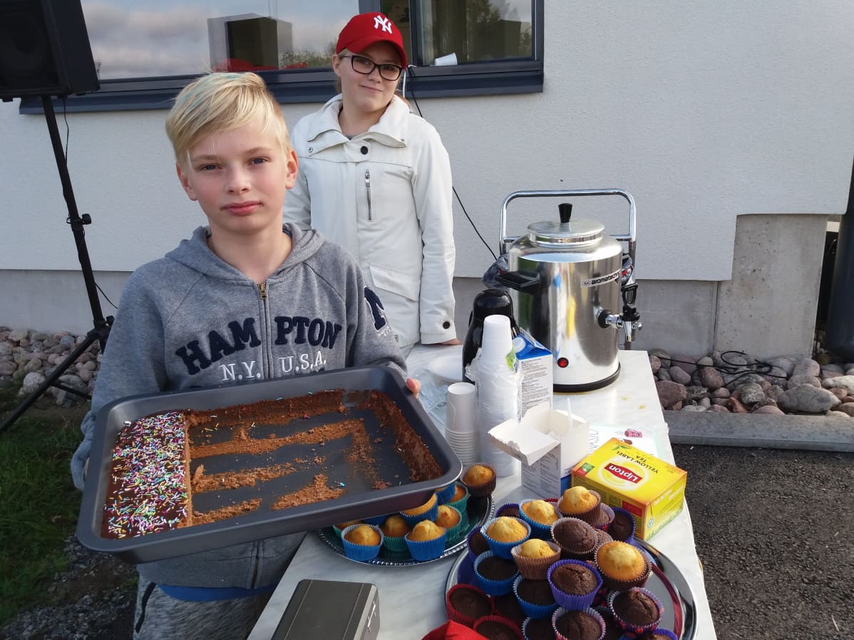 Nousiaisten Valpperin koulun oppilaiden yrittäjäpäivä