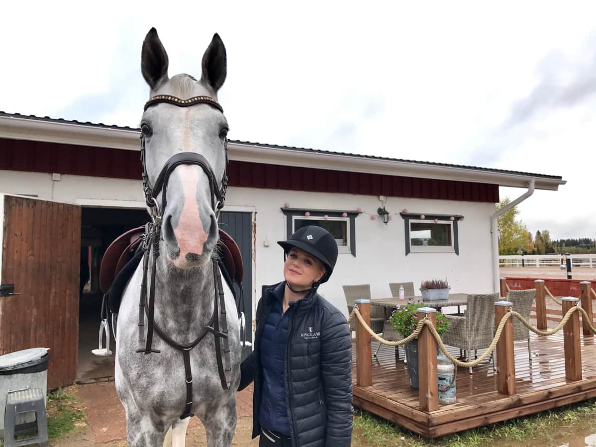 Emilia Bottas ja Joli