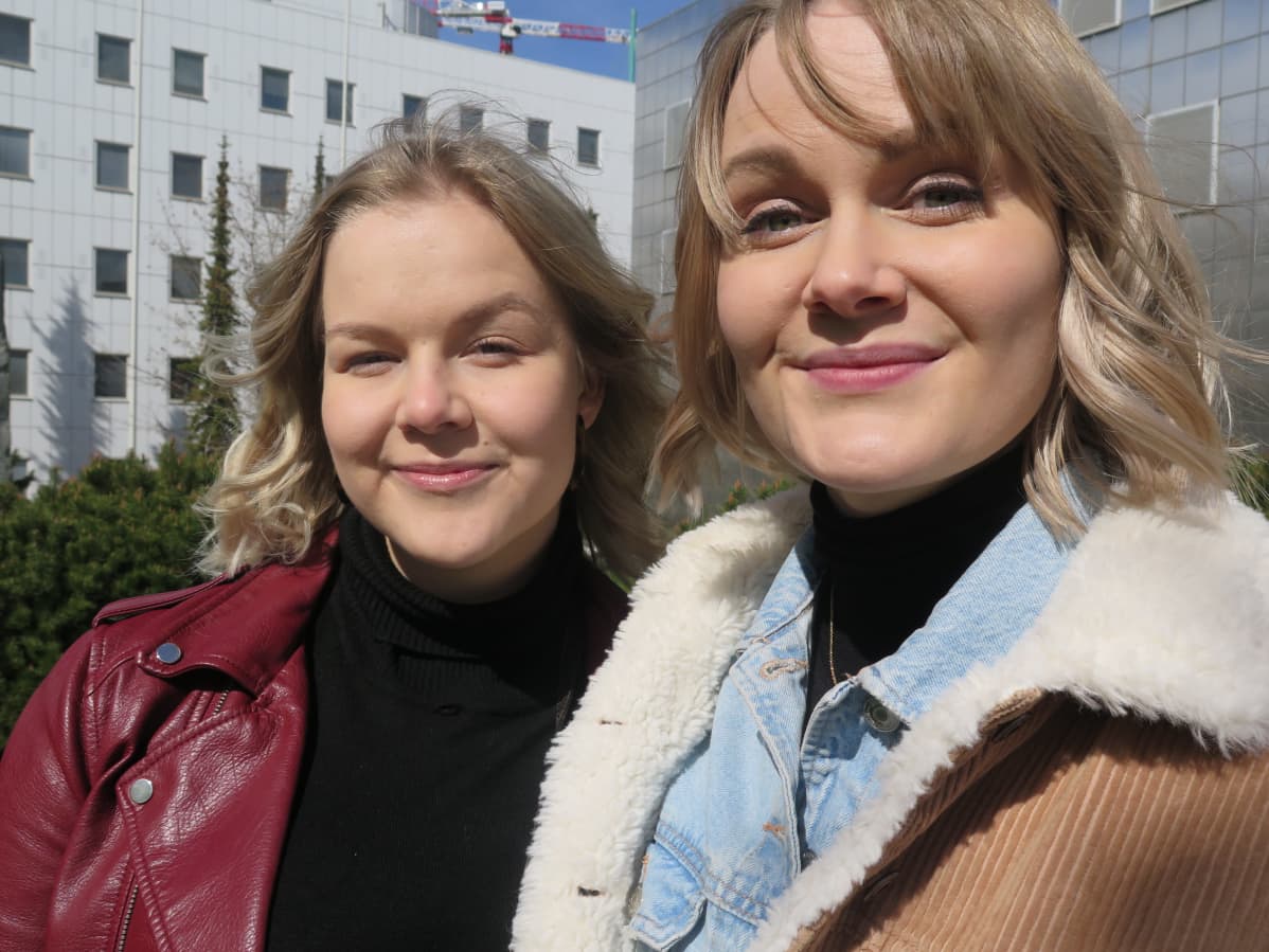 Iida Nousiainen ja Iida-Maria Peltokangas.