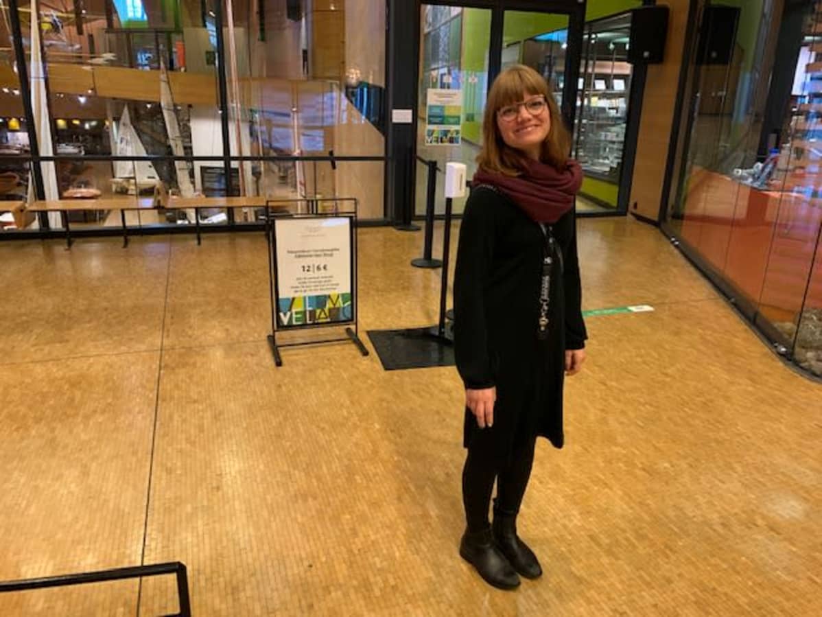 Kymenlaakson museon tutkija Elina Pylsy-Komppa