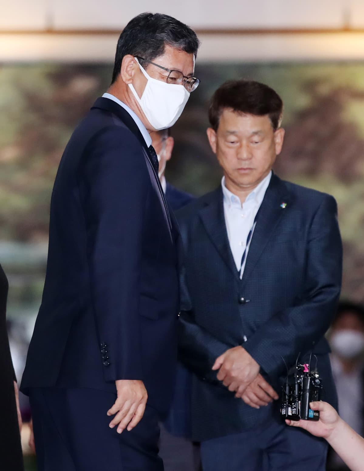 Kuvassa on Kim Yeon-chul.