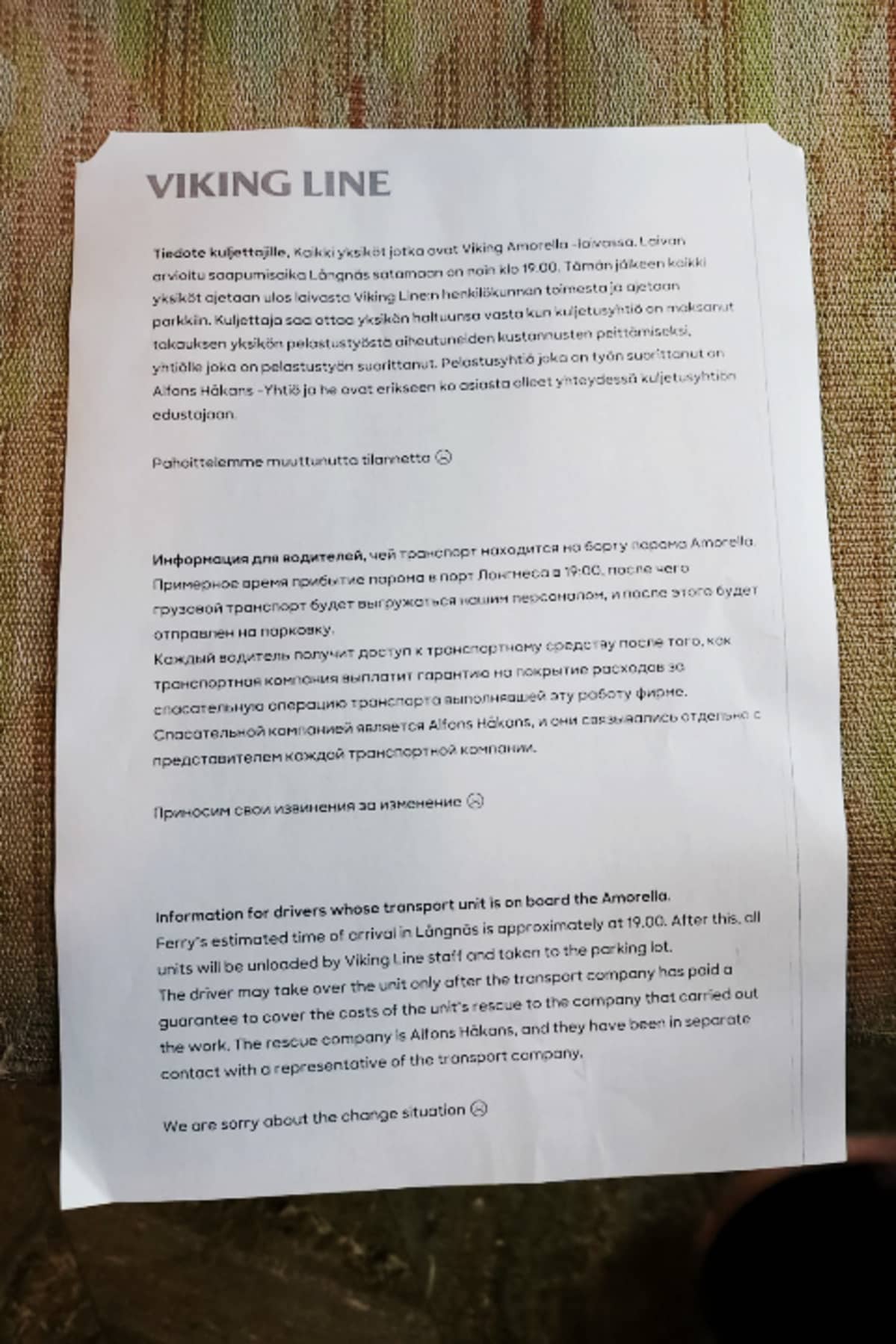 Kuvassa on Viking Linen kirje Amorellalla olevien ajoneuvojen kuljettajille.