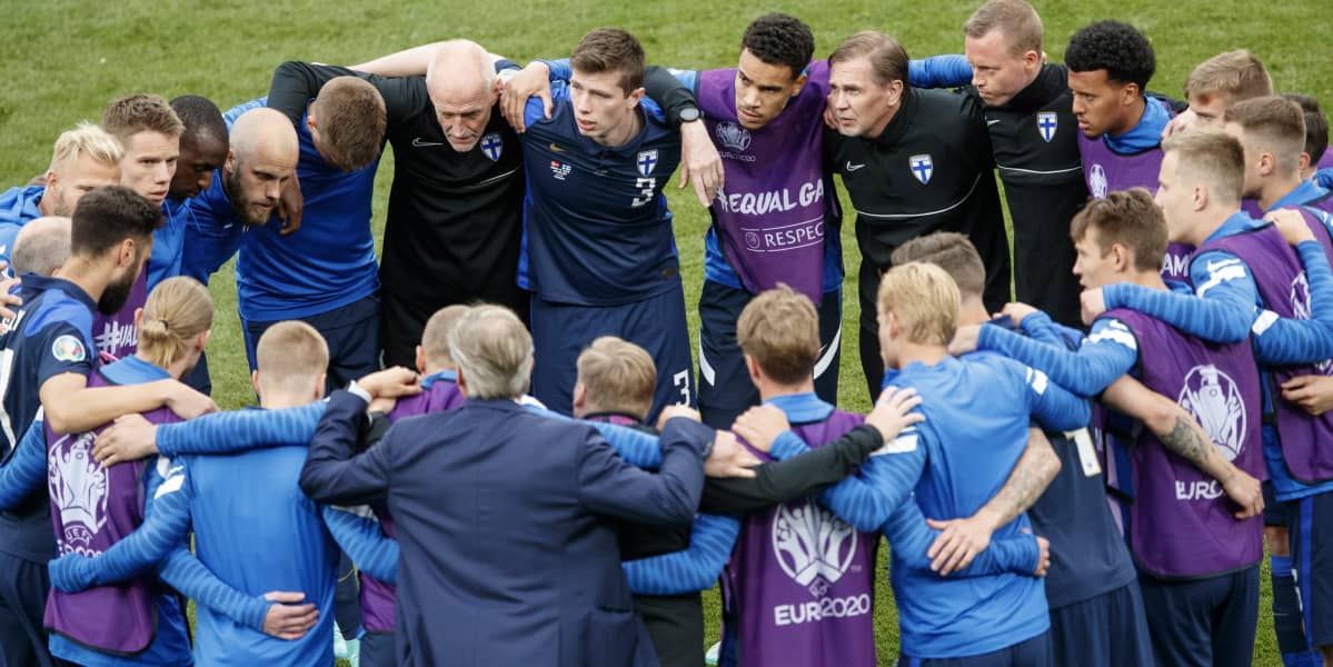 Huuhkajat.