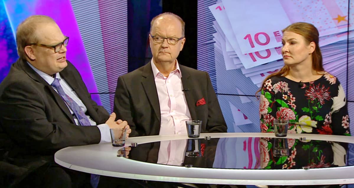Sami Helle, Aspa-säätiön toimitusjohtaja Jyrki Pinomaa ja Helsingin kaupungin vammaistyön ostopalvelupäällikkö Minna Eronen.